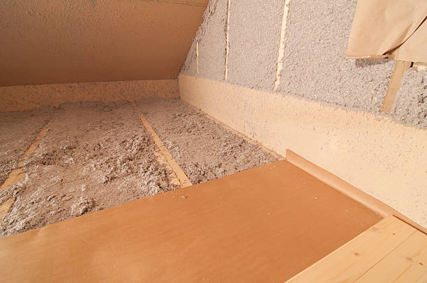Best Geographic-Specific Insulation Services in Newhall, IA